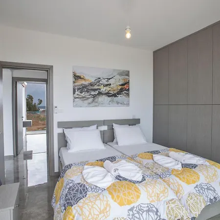 Villa Olive Bronze, Luxurious 2bdr With Pool, Close To Strip And Protaras